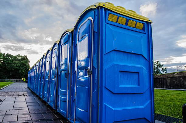 Best Porta potty rental near me  in Goodman, MO